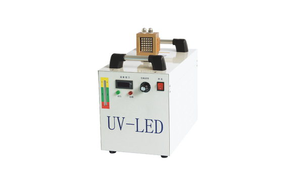 Luz UV LED compacta e de alta intensidade para sistemas de distribuição automática