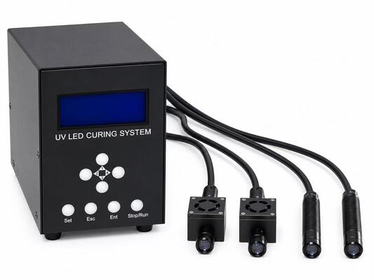 Sistema de cura de pontos de LED UV multicanal com alta saída de irradiação e baixa geração de calor para montagem de precisão