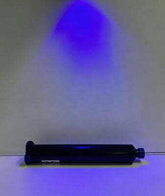 Adesivo UV para reforçar a ligação dos componentes internos sensíveis dos sensores automotivos e industriais.